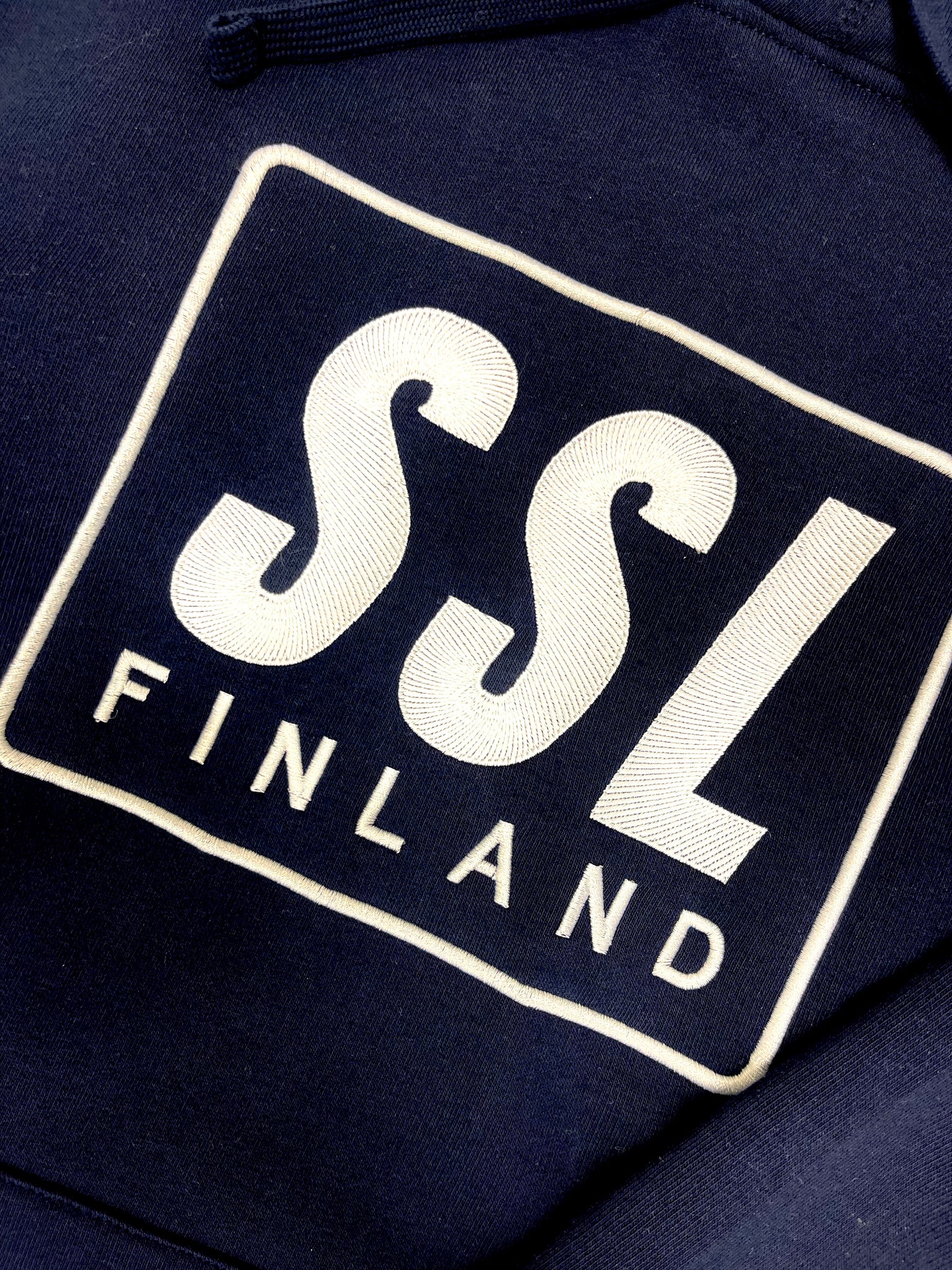 Athletic Supremacy Series SSL Finland Broderattu Hoodie